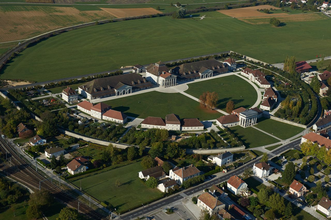 Monuments Salines Royales d'Arc-Et-Senans BI-0184